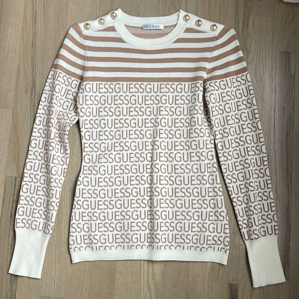 Guess shirt size S